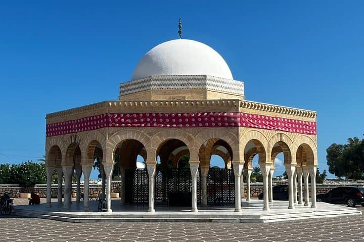 Tunisian Treasures: 7-Day Cultural and Coastal Journey from Tunis photo 4