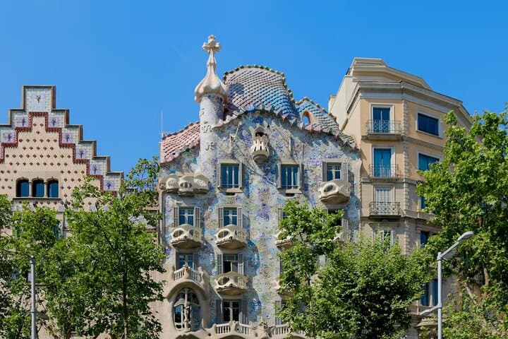 Inside Casa Batlló: Timed-Entry to Gaudí’s Dragon Roof & Secret Rooms photo 4