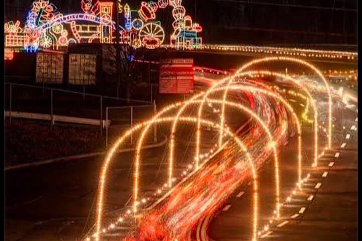 Las Vegas Motor Speedway Christmas Lights Drive-Through Experience photo 3
