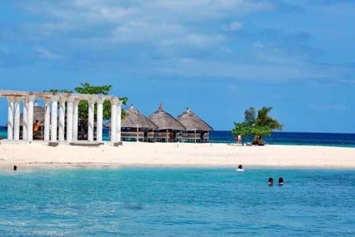 Hilutungan & Pandanon Island Snorkel and Sandbar Day Tour — Cebu photo 4