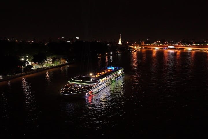 Bangkok Night Cruise on the Chao Phraya: Sawasdee Dinner Experience photo 4