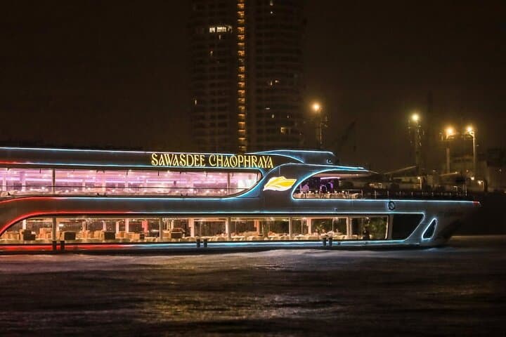 Bangkok Night Cruise on the Chao Phraya: Sawasdee Dinner Experience