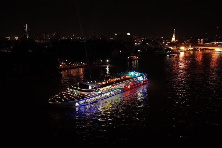 Bangkok Chao Phraya Dinner Cruise: Sawasdee Night Buffet & River Sights photo 3