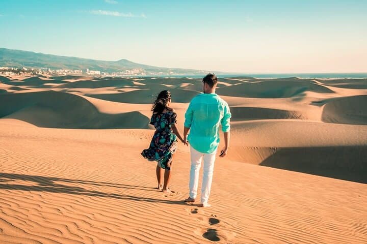 Golden-Hour Photoshoot at Maspalomas Dunes: Private 1-Hour Session in Gran Canaria photo 5
