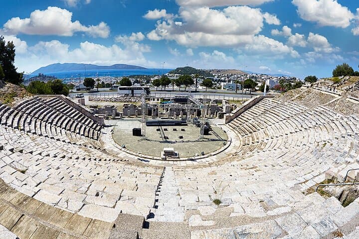 Full-Day Bodrum Castle, Ancient Theater & Bazaar Tour photo 5