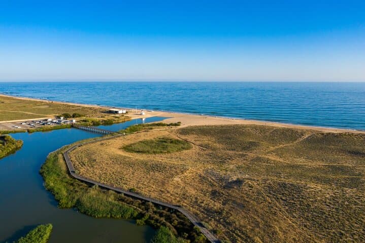 Coastal E-Bike Tour: Gale Beach to Cliffside Chapel — Salgados Birdwatching & Fisherman’s Village photo 5