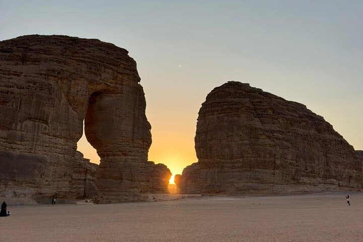 AlUla Highlights: Hegra, Elephant Rock, Old Town & Harrat View photo 6