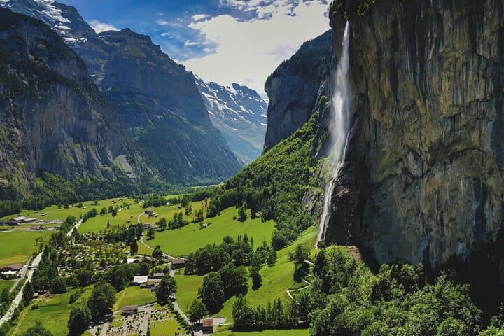 Alpine Day Trip: Grindelwald & Lauterbrunnen Scenic Drive from Interlaken