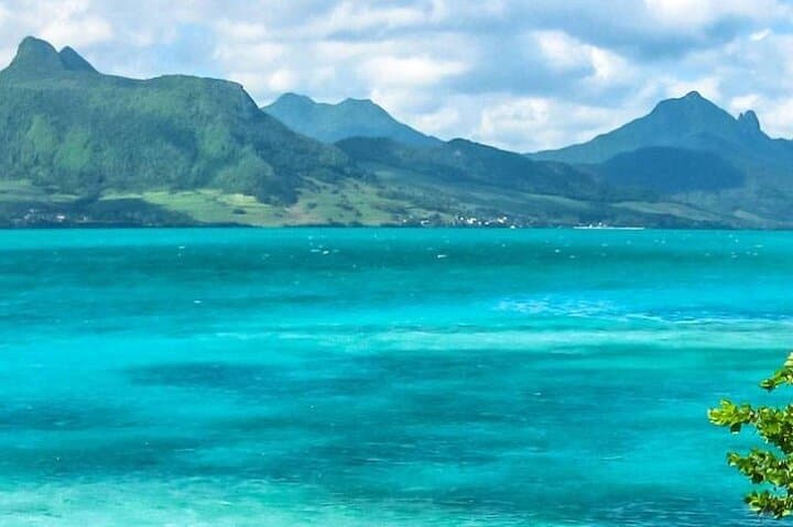 5-Island Speed Boat Tour in Mauritius: Île aux Cerfs, Waterfall & Beach BBQ photo 3