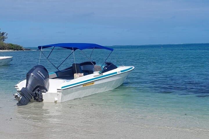 5-Island Speed Boat Tour in Mauritius: Île aux Cerfs, Waterfall & Beach BBQ photo 6