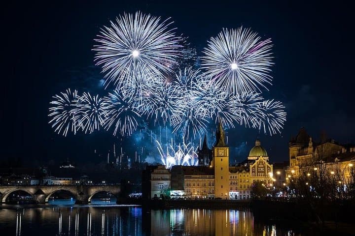 Prague New Year's Eve VIP Boat Party with EPIC Club Entry photo 1