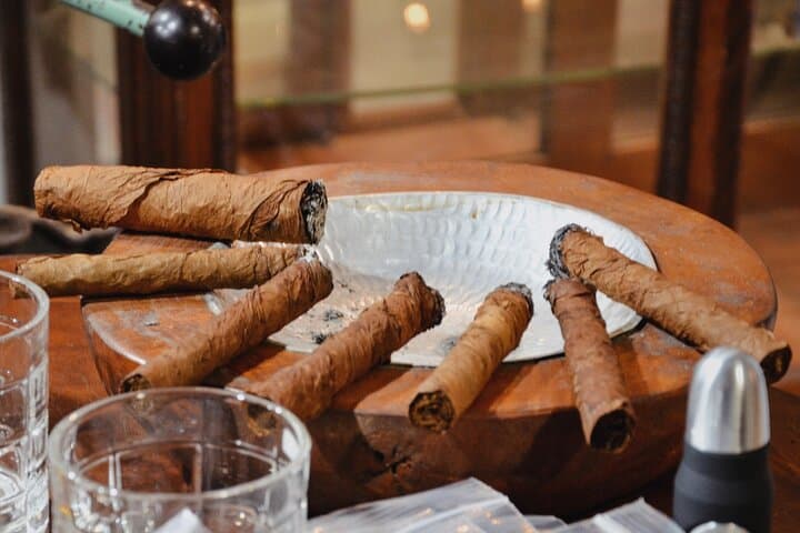 Custom Cigar Blend Workshop in Puerto Plata — Create & Roll Your Own Cigars