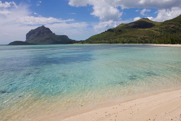 Family-Friendly Southwest Mauritius Tour: Chamarel, Waterfall & Seashell Museum photo 4