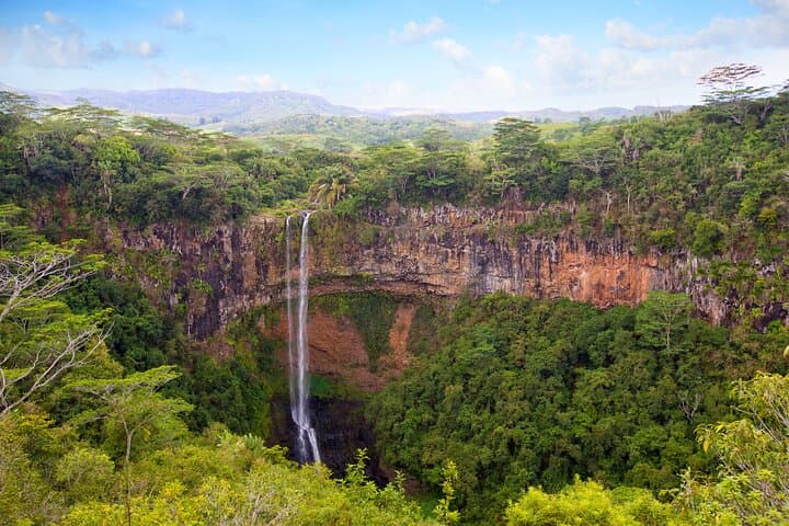 Family-Friendly Southwest Mauritius Tour: Chamarel, Waterfall & Seashell Museum