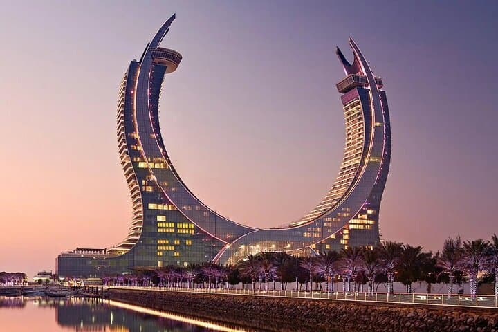 Doha Complete City Tour — Souq Waqif, Corniche, The Pearl & Katara