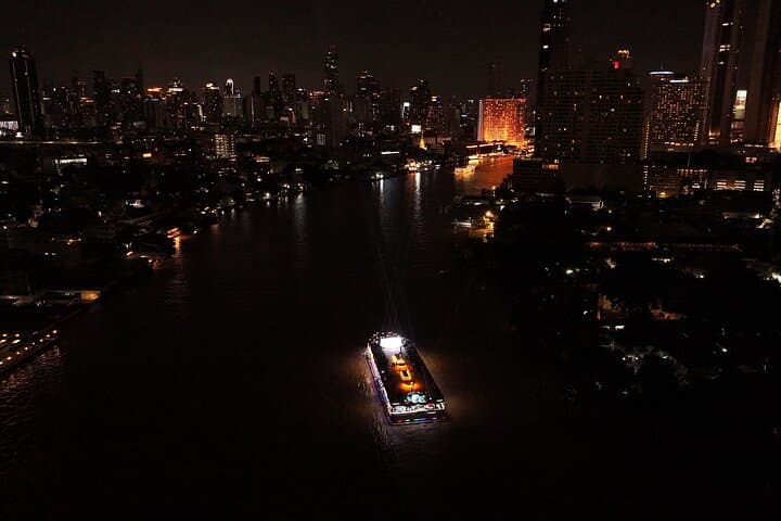Bangkok Chao Phraya Dinner Cruise: Sawasdee Night Buffet & River Sights photo 4