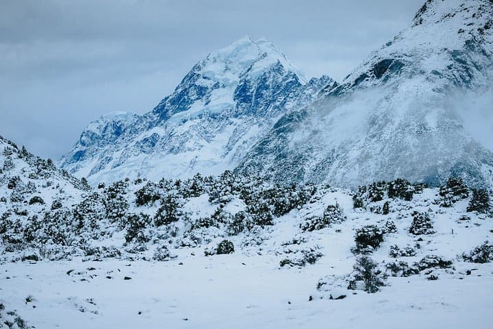 Private Mt Cook Photo Tour from Queenstown — Lake Pukaki & Hooker Valley photo 4