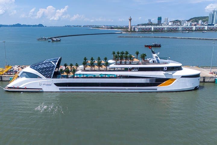Dolphin Halong Day Cruise: One-Day Luxury Itinerary Through Ha Long Bay photo 1