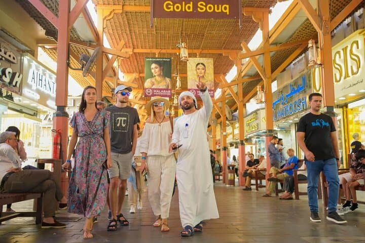 Essential Dubai City Tour: Zabeel Palace, Dubai Frame & Creek Abra photo 3