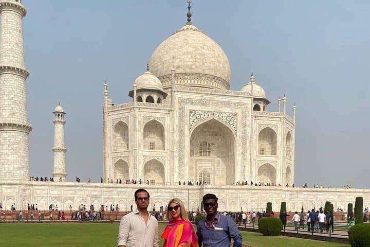 Same-Day Agra Tour from Delhi: Taj Mahal, Agra Fort & Baby Taj by Car