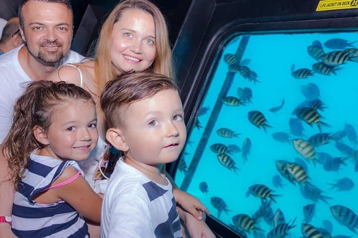 Hurghada Semi-Submarine Tour and Snorkeling in the Red Sea photo 1