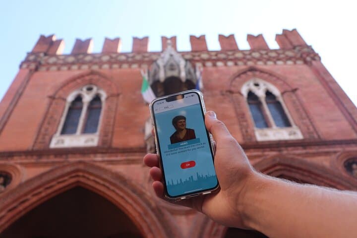 Secrets of Bologna: Self-Guided City Exploration Game in Piazza Maggiore photo 2