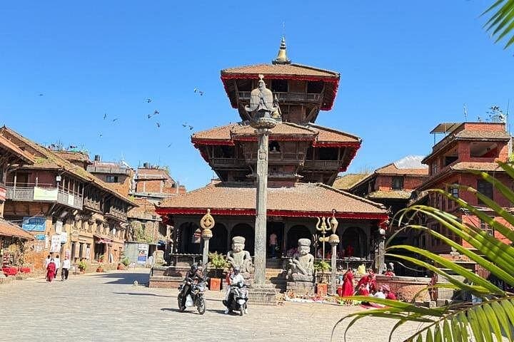 Kathmandu Eastern Valley Hindu Pilgrimage Day Tour — Bhaktapur, Changu Narayan & Kailashnath photo 1