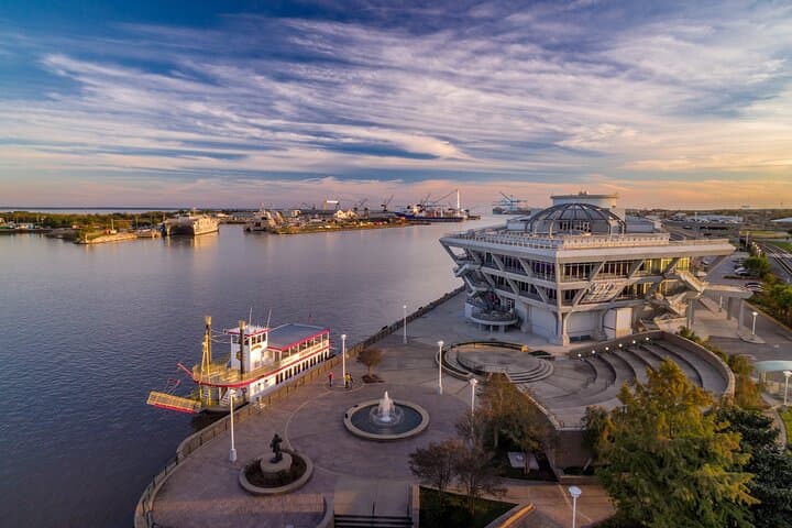 Mobile Harbor Cruise: Perdido Queen Port & USS Alabama Sightseeing Tour photo 3