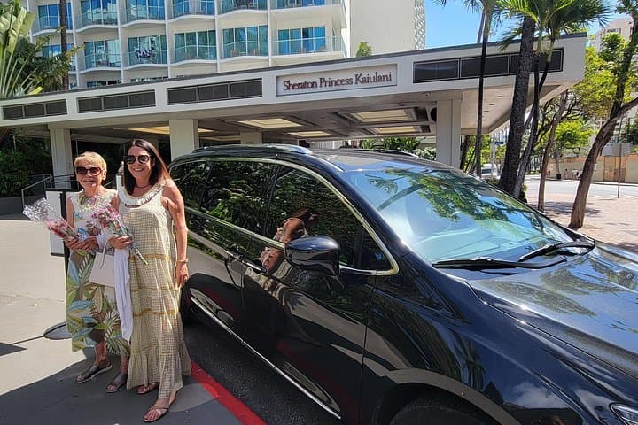 Waikiki Private Car & Driver: 5-Hour Oahu Scenic Drive to Lanikai & Makapuu photo 1