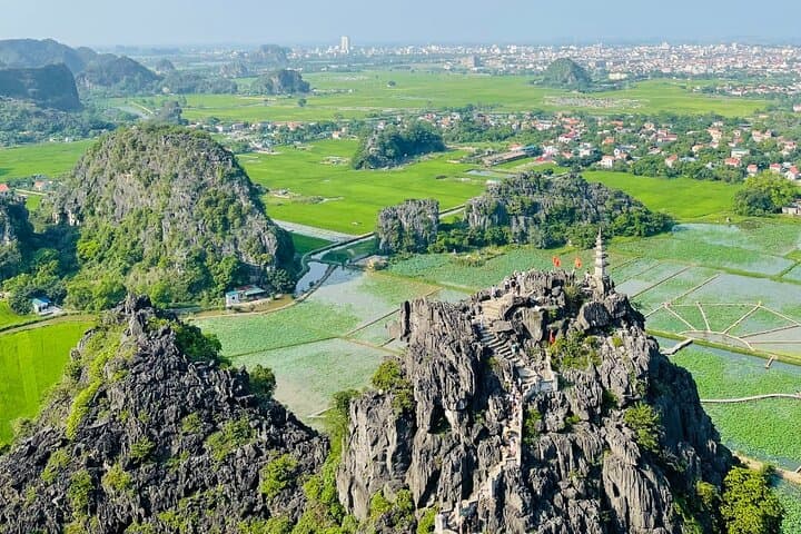 Ninh Binh Adventure: Trang An, Tam Coc Boat Ride & Mua Cave Hike photo 2