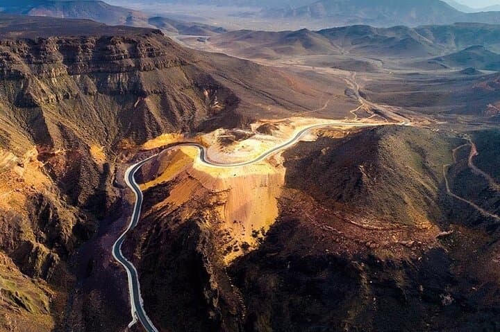 Wonders of Wadi Dissah: Full-Day Wadi Qaraqir Nature Escape from AlUla