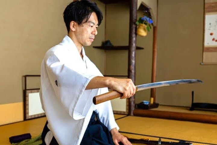 Train with a Samurai Sword Master at Ryuan-ji Temple — Private Kenjutsu Experience in Minoh photo 3