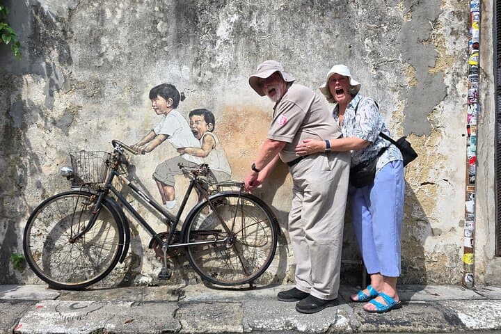 Penang Private Tour: Hill, Temple & Heritage Highlights photo 2