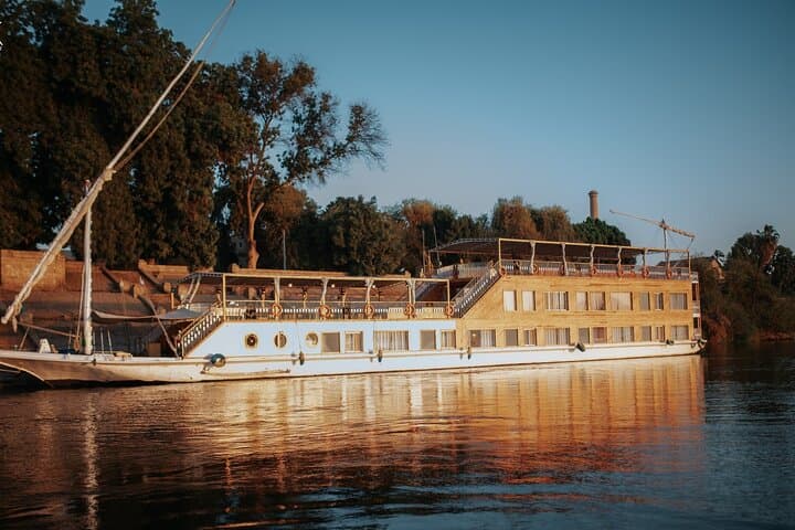 Dahabiya Nile Cruise: Luxury 4-Day Aswan to Luxor Gentle Breeze Experience photo 2
