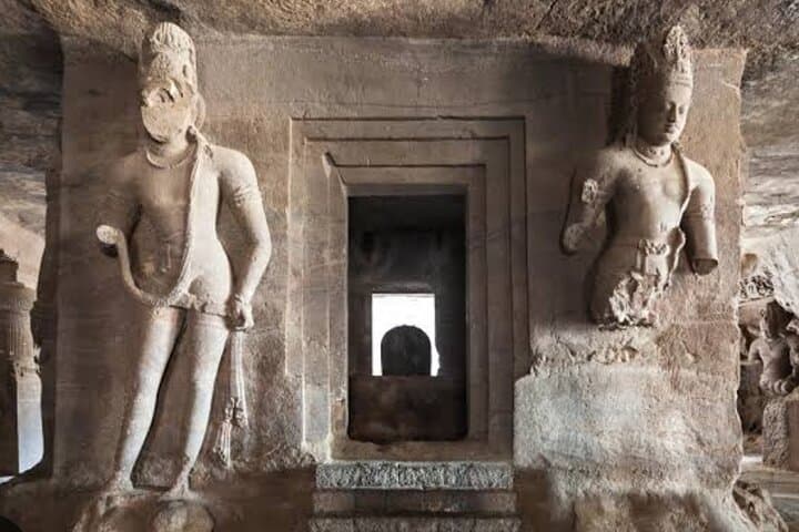 Private Elephanta Caves Tour from Mumbai — Explore UNESCO Rock-Cut Temples photo 6