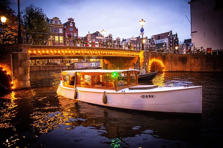 Private Amsterdam Hidden Gems Canal Cruise — 90-Minute Small-Group Tour photo 5