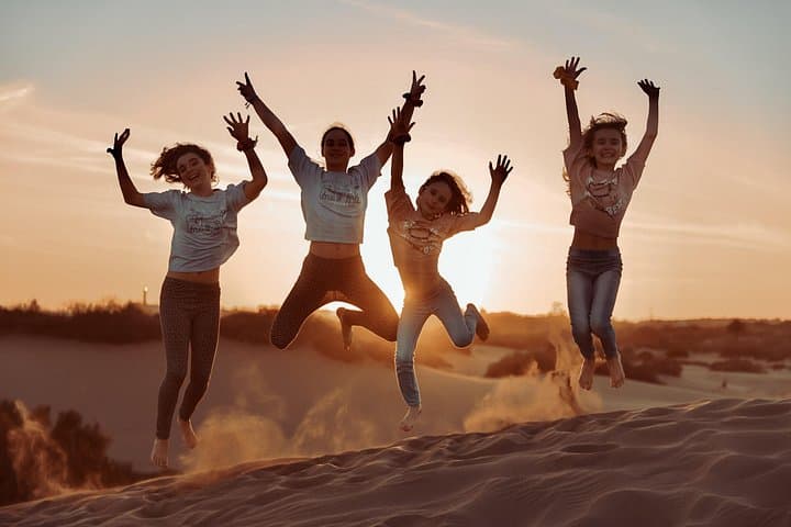 Maspalomas Dunes Photoshoot: 90-Minute Session with Local Female Photographer photo 3