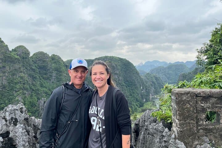 Private Ninh Binh Day Tour: Mua Cave, Hoa Lu, Trang An & Tam Coc Cycling photo 1