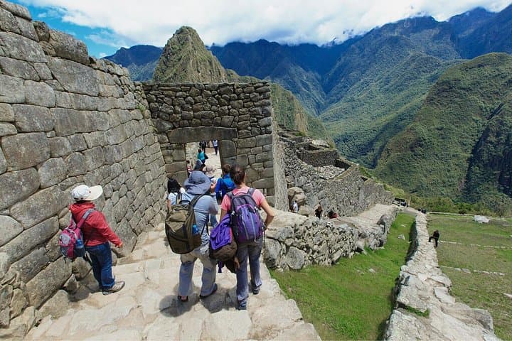 Private Machu Picchu Guided Tour — Aguas Calientes to the Citadel photo 4