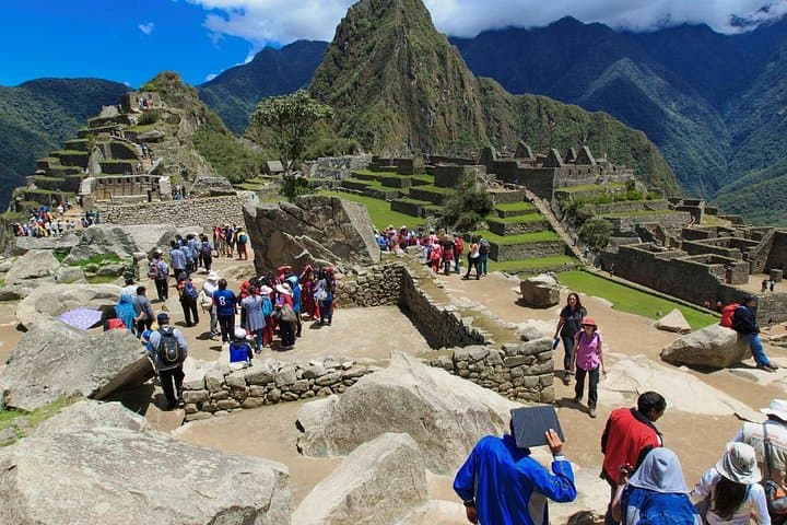 Private Machu Picchu Guided Tour — Aguas Calientes to the Citadel photo 5
