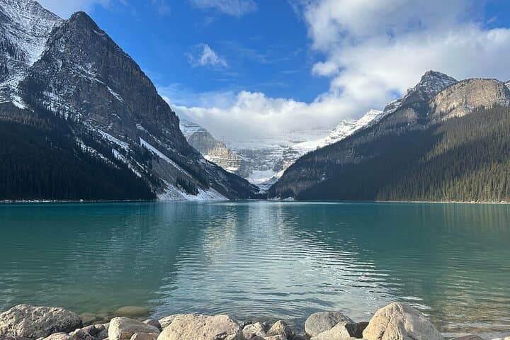 One-Day Rockies Loop: Lake Louise, Peyto & Minnewanka from Calgary photo 3