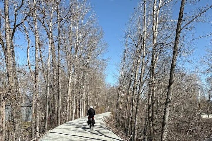 Mission Creek E-Bike Salmon Adventure — Kokanee Run in Kelowna photo 4