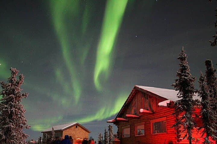 Aurora Viewing Lodge: Warm Northern Lights Experience Near Fairbanks photo 2