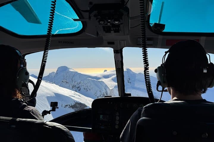 Glacier Galore: Helicopter Scenic Flight & Tutoko Glacier Snow Landing from Milford Sound