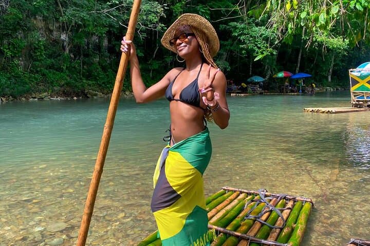 Great River Bamboo Rafting from Montego Bay: Relaxing Ride & Limestone Massage