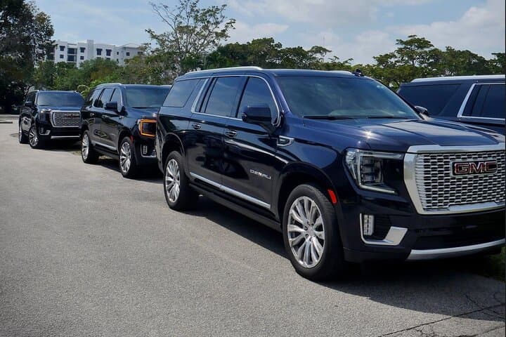 Luxury Private SUV Transfer from Miami to Tampa photo 3