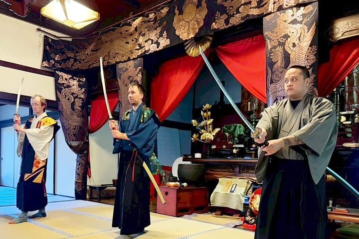 Kanazawa Samurai Sword Experience: Private Temple Lesson with Kimono photo 5