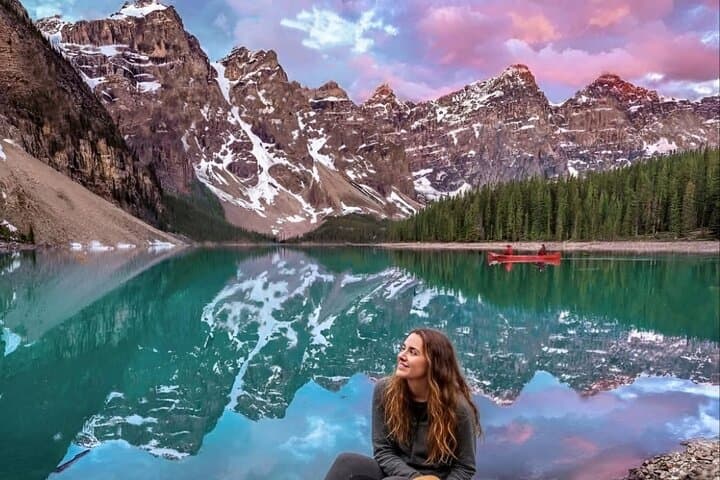 Sunrise at Moraine Lake and Lake Louise: Early-Access Canadian Rockies Tour