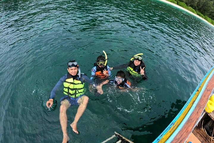 Koh Lipe Inside & Outside Snorkel Tour: Private Longtail Island Hopping photo 3