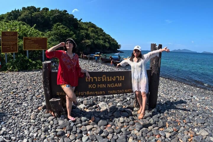 Koh Lipe Inside & Outside Snorkel Tour: Private Longtail Island Hopping photo 4